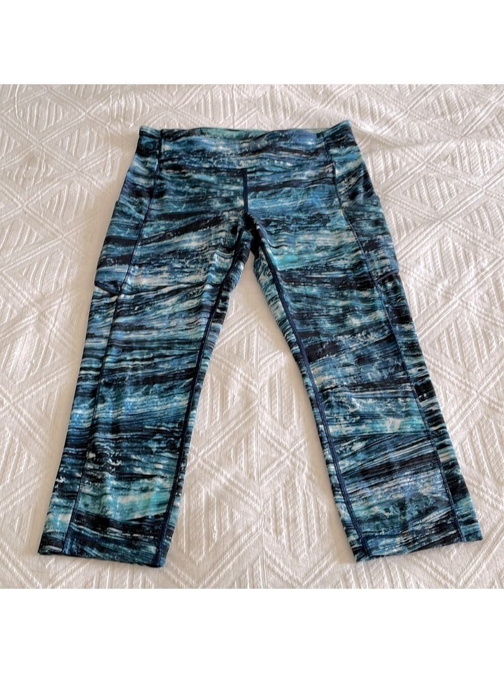 Lululemon Speed Up Crop *21" Shorelines Multi Blue Size 10